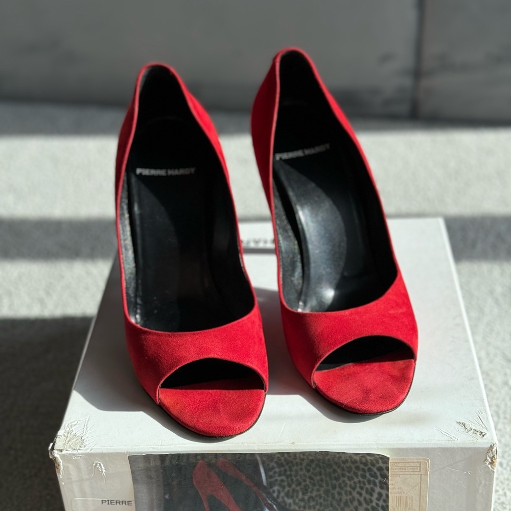Pierre Hardy women’s shoes size 41 Suade red